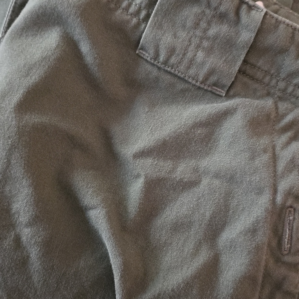 100% Cotton Sage Green Cargo Pants - Picture 2 of 9